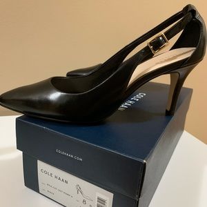 Cole Haan black pump